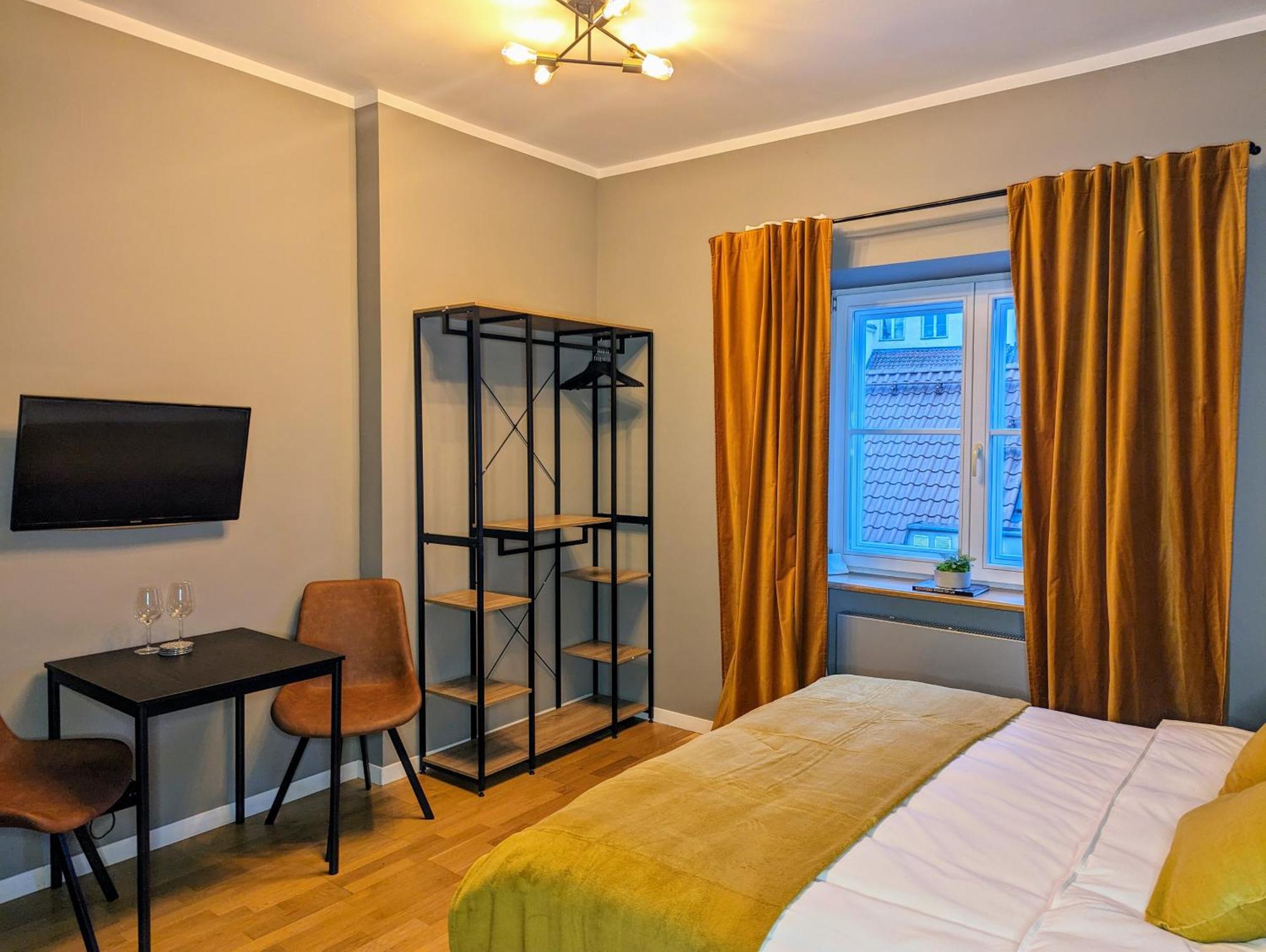 Bella Luna Luxury Suites - Chic Residence In Historic Square Varşova Dış mekan fotoğraf