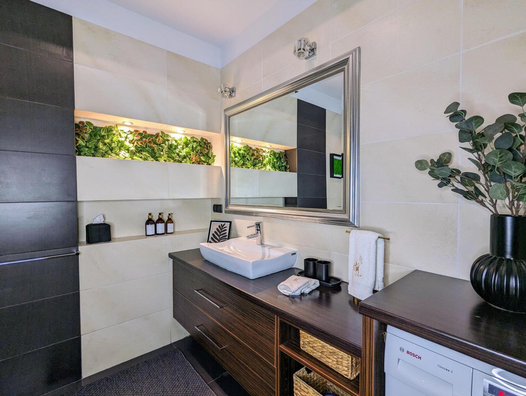 Bella Luna Luxury Suites - Chic Residence In Historic Square Varşova Dış mekan fotoğraf