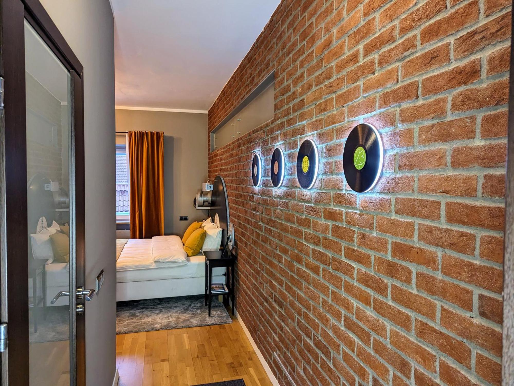 Bella Luna Luxury Suites - Chic Residence In Historic Square Varşova Dış mekan fotoğraf