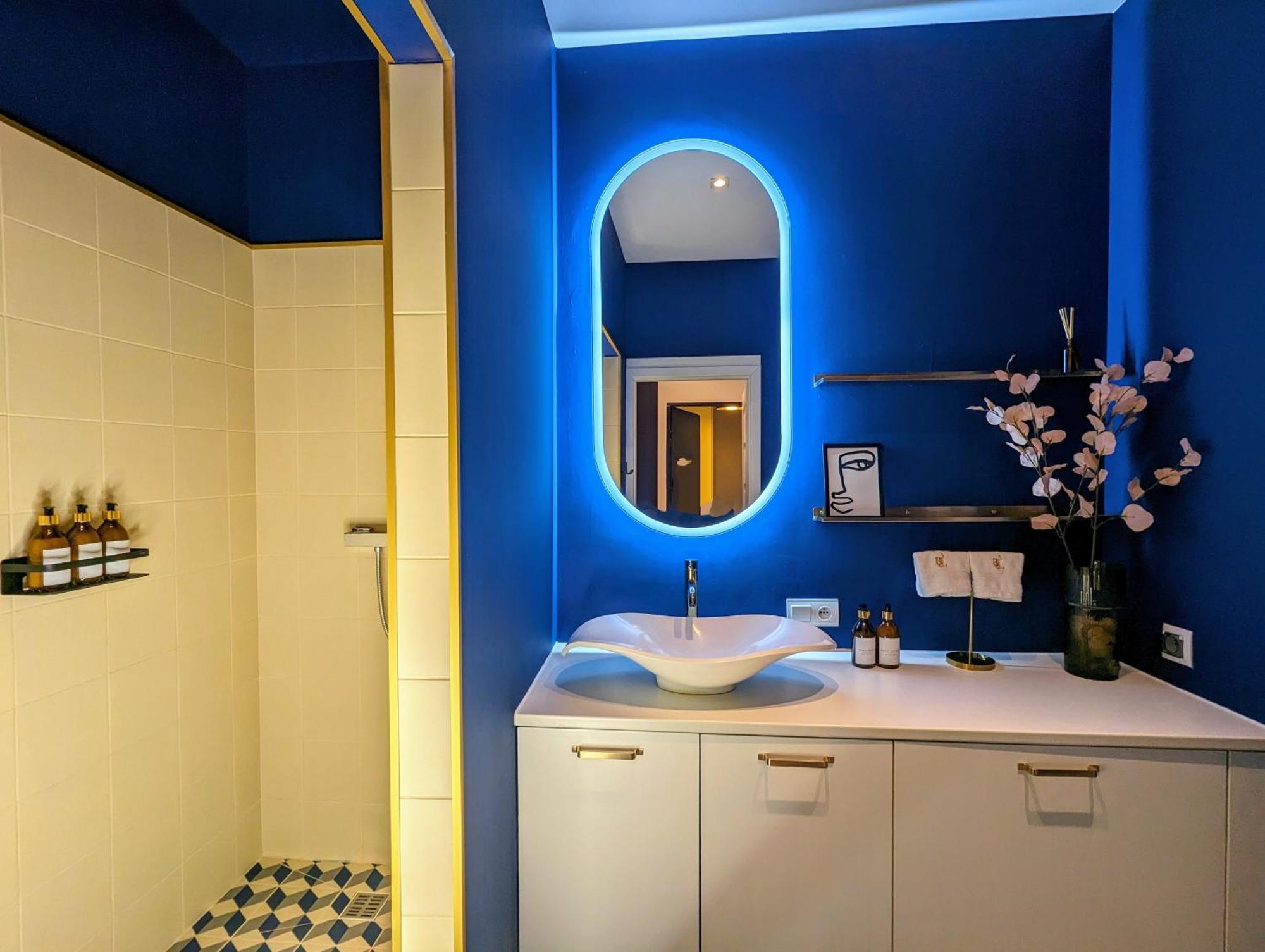 Bella Luna Luxury Suites - Chic Residence In Historic Square Varşova Dış mekan fotoğraf